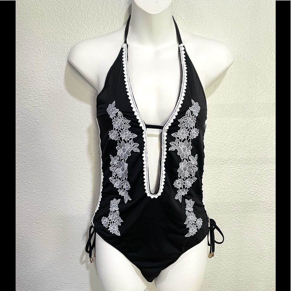 Elegant Black and White Floral One-Piece Swimsuit